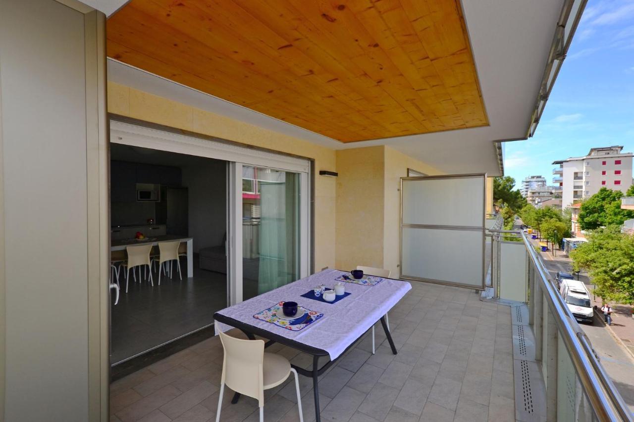 Apartments In Lignano 21701 利尼亚诺萨比亚多罗 外观 照片